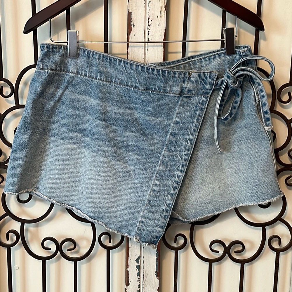 FREE PEOPLE Jean Skort 12 EUC